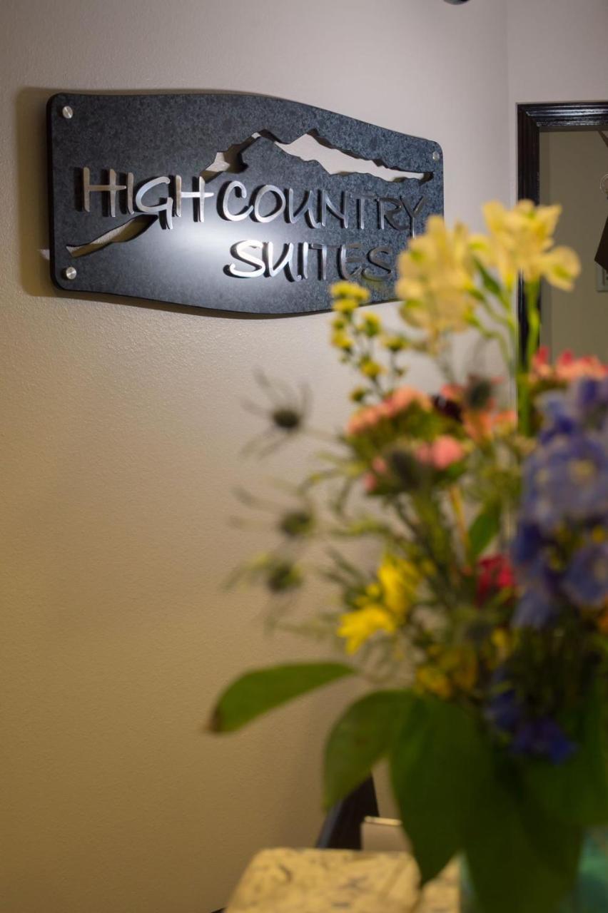 פיינדייל High Country Suites מראה חיצוני תמונה